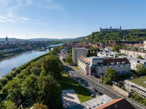 Mercure Hotel Würzburg am Mainufer in Würzburg, Deutschland