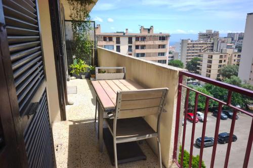 Appartement lumineux avec balcon à Ajaccio
