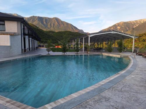 Exterior view of Lumi i Bardhe Hotel & Restaurant