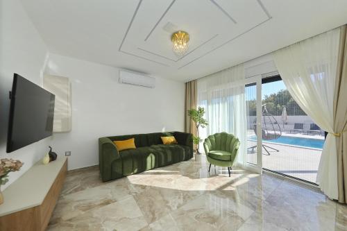 My Dalmatia - Villa Verde with private pool in Debeljak