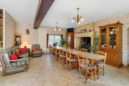 Viesnīcas āriene, Chambres D'hôtes Du château vieux (Chambres D'hotes Du chateau vieux) in Milhac