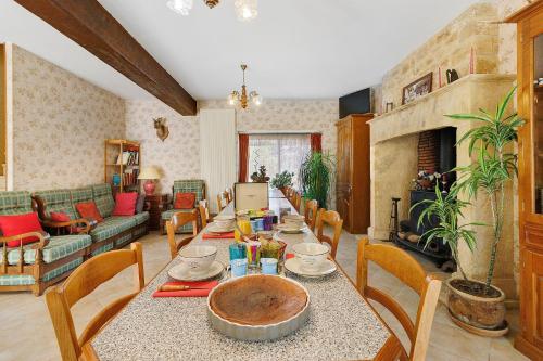 Chambres D'hôtes Du château vieux (Chambres D'hotes Du chateau vieux) in Milhac