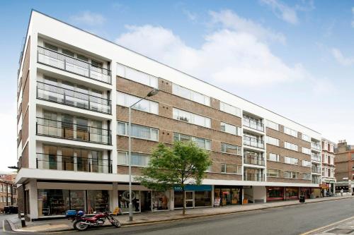 SACO Holborn – Lamb’s Conduit St, London