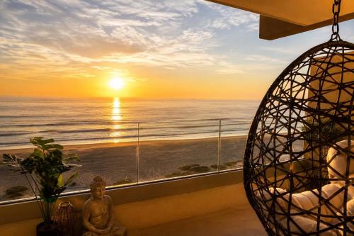 Slow coast Beautiful new apartment with ocean views