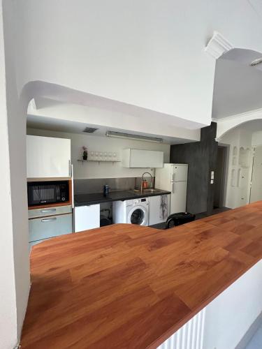 Parking - Grand T2 - Terrasse in Mantega