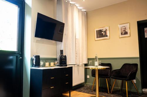 hotel photo