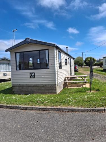 Exterior view, Kernow 237 in Trencreek