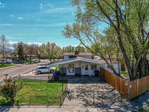 4940 Marianna Unit B - main image