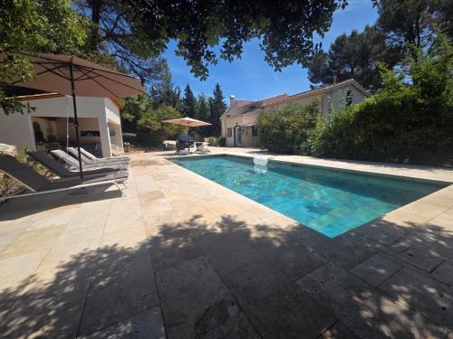 La Bastide Blanche Magnifique villa 5 étoiles 5 chambres et piscine privée sur 6500 m VAR - Location, gîte - Lorgues