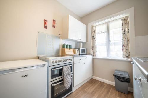 Lelola Lodge in West Bournemouth