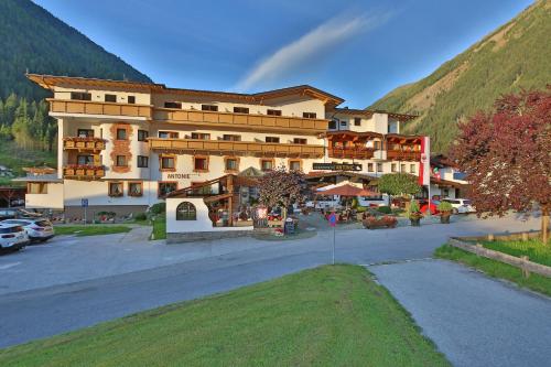 . Bergsporthotel Antonie