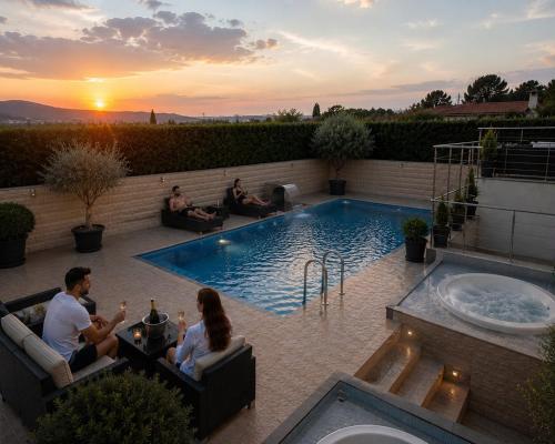 Prezident Hotel Novi Sad - Outdoor Pool & Spa