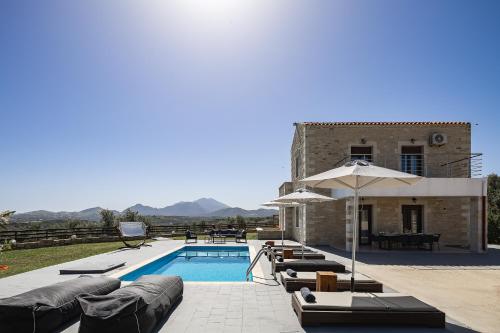 Dimokritos Villas IV, V, & VI, Family Stay with Lawn & Play, By ThinkVilla - Crete