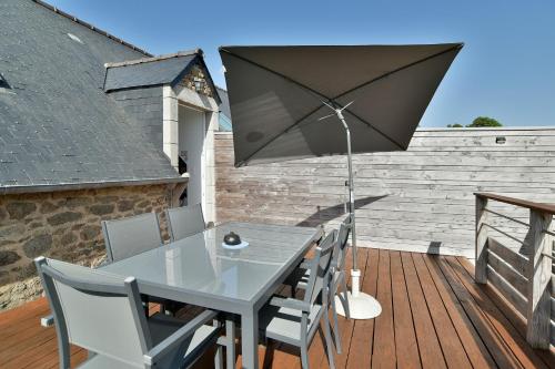 Balkons/terase, Le Cerisier 2021 - Bel appartement avec terrasse in Louvigne-du-Desert