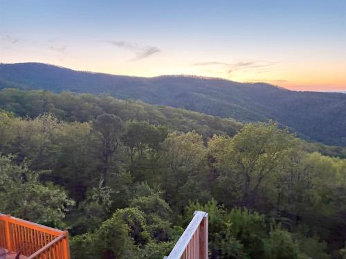 Quiet Mountain Evenings Above Gatlinburg - image 10