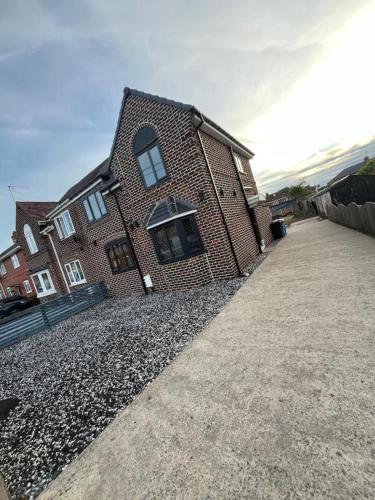 Droversdale Delux hottub and pool table