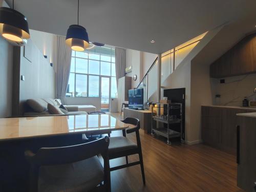 Facilities, 138 SKY LOFT Golf View Near Airport & SPICE in Penang Airport / Penang Bridge