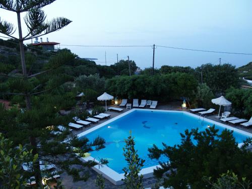 Cretan Village Hotel - image 10