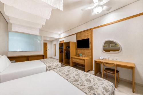 2 double beds