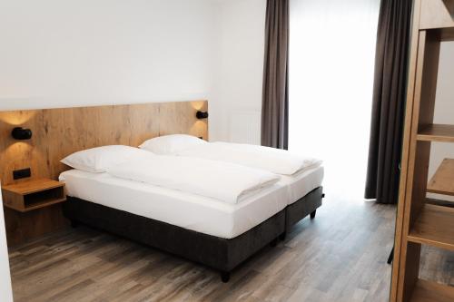 ML Business Hotel - Self-Check-in