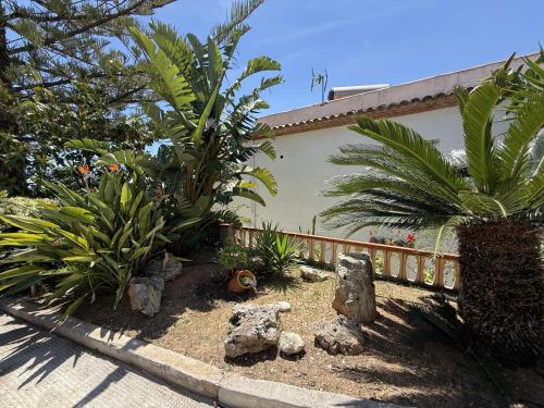 Villa Canestel - image 2