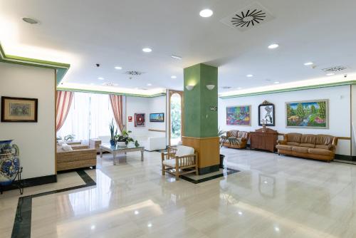 Pineda Park - image 12