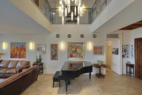 Villa Netofa (Kosher) in Hararit