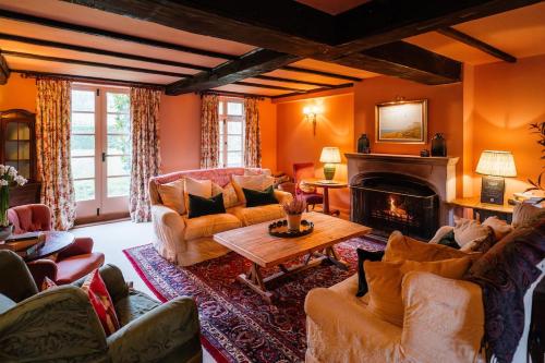 The Farmhouse in Bramley (Surrey)