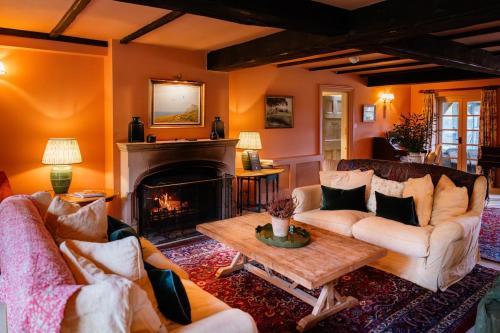 The Farmhouse in Bramley (Surrey)