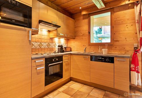 Facilities, Lake-view chalet in Tignes, close to ski area in Les Brevieres