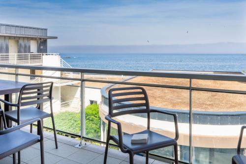 2 bedrooms, 4 beds
