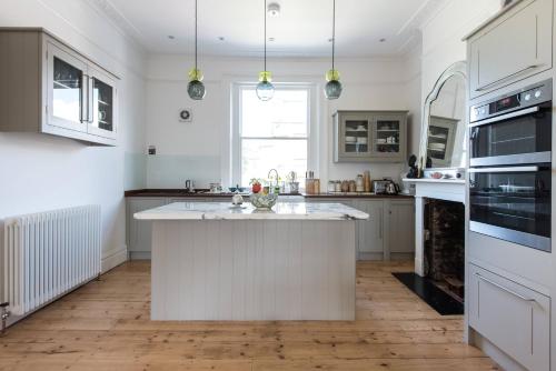 Westbourne Grove VIII - image 2
