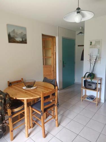 Bel appartement à la Montagne (Bel appartement a la Montagne) in Cervieres (Hautes Alpes)