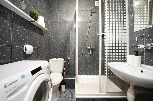 MMRent Beige Apartament - minuta od SKM i dziesięć minut do Centrum (MMRent Beige Apartament - minuta od SKM i dziesiec minut do Centrum) in Orunia