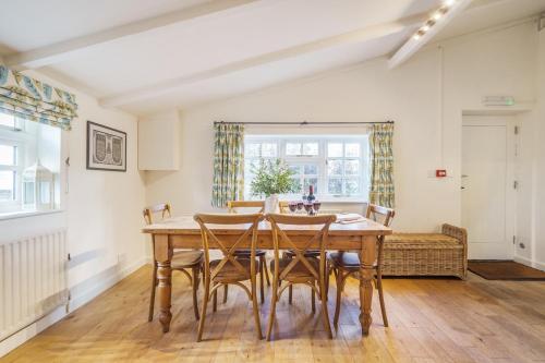 The Stable Flat in Bramley (Surrey)
