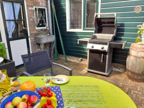 Kert, Het Vissershuisje in Edam-Volendam