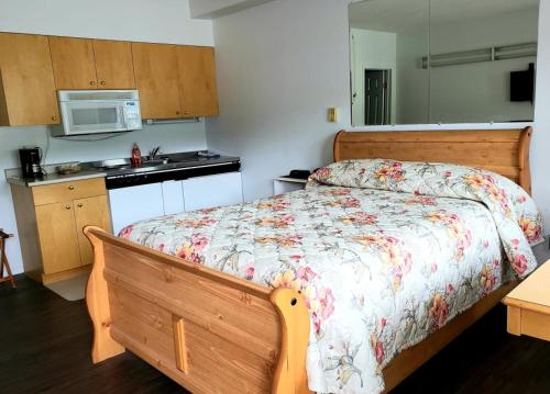 Bonanza Gold Motel in Dawson City