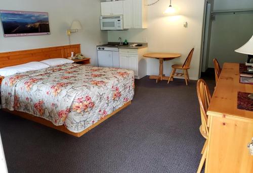 Bonanza Gold Motel in Dawson City