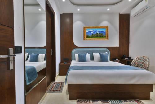Hotel Namaskar India - Just A Minute Away From New Delhi Railway Station & Connaught Place