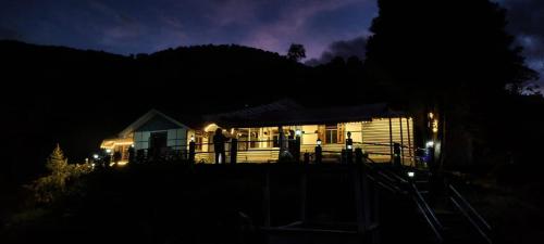 The Serene Acres, Farm & Stay in Paren Godak Khasmahal