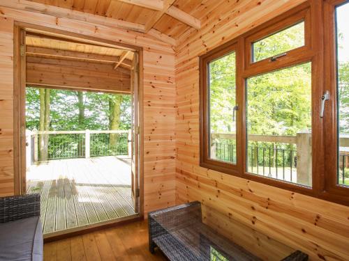 Фасада на хотела, Valley View Lodge in Trewern