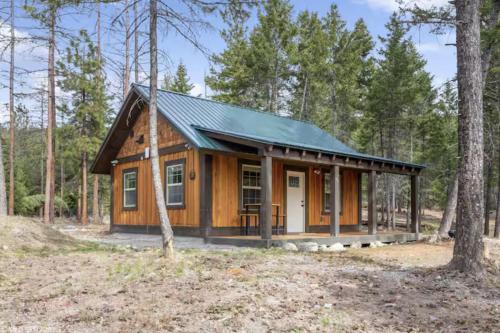 Whispering Pines Cabins