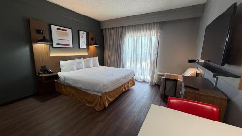 Hawthorn by Wyndham Dallas Love Field Airport in Нортвест-Даллас