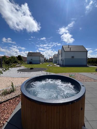 Siedlisko na wydmach, sauna,domki klimatyzowane,starlink internet,parking – khách sạn tại Nowecin