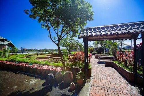 Chun Feng Cao Tang Homestay – Yuanshan, WV