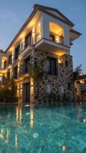 Canata Hotel Çeşme – khách sạn tại Ciftlik Koyu Ciftlikkoy