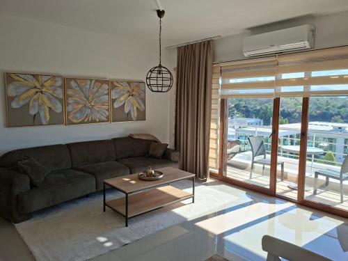 Sun Valley 2-bedroom apartment – khách sạn tại Karaagaç