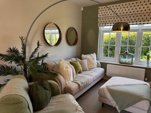 SixtyTwo Oldbury by MaisonPro in Eastington