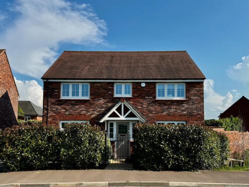 SixtyTwo Oldbury by MaisonPro in Eastington