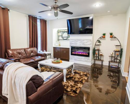 West End Luxury Haven in Pittsburgh